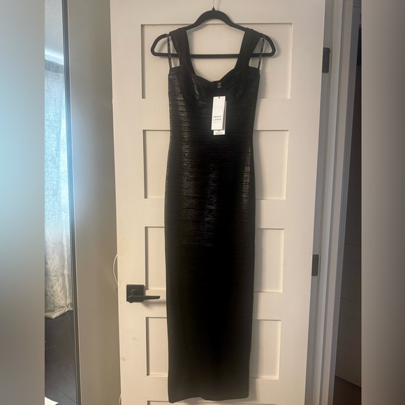 STUNNING Herve Leger BLACK Maxi Dress Ultra luxurious NEW Body Enhancing Shape - Picture 11 of 13